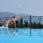 Kira Villa *